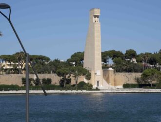 Monumento del Marinaio Brindisi2