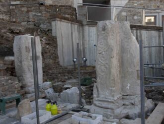 Trieste scavi archeologici e restauro monumento via dei capitelli8
